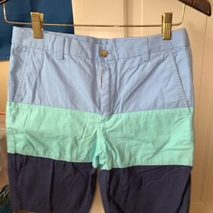 Vineyard vine shorts
